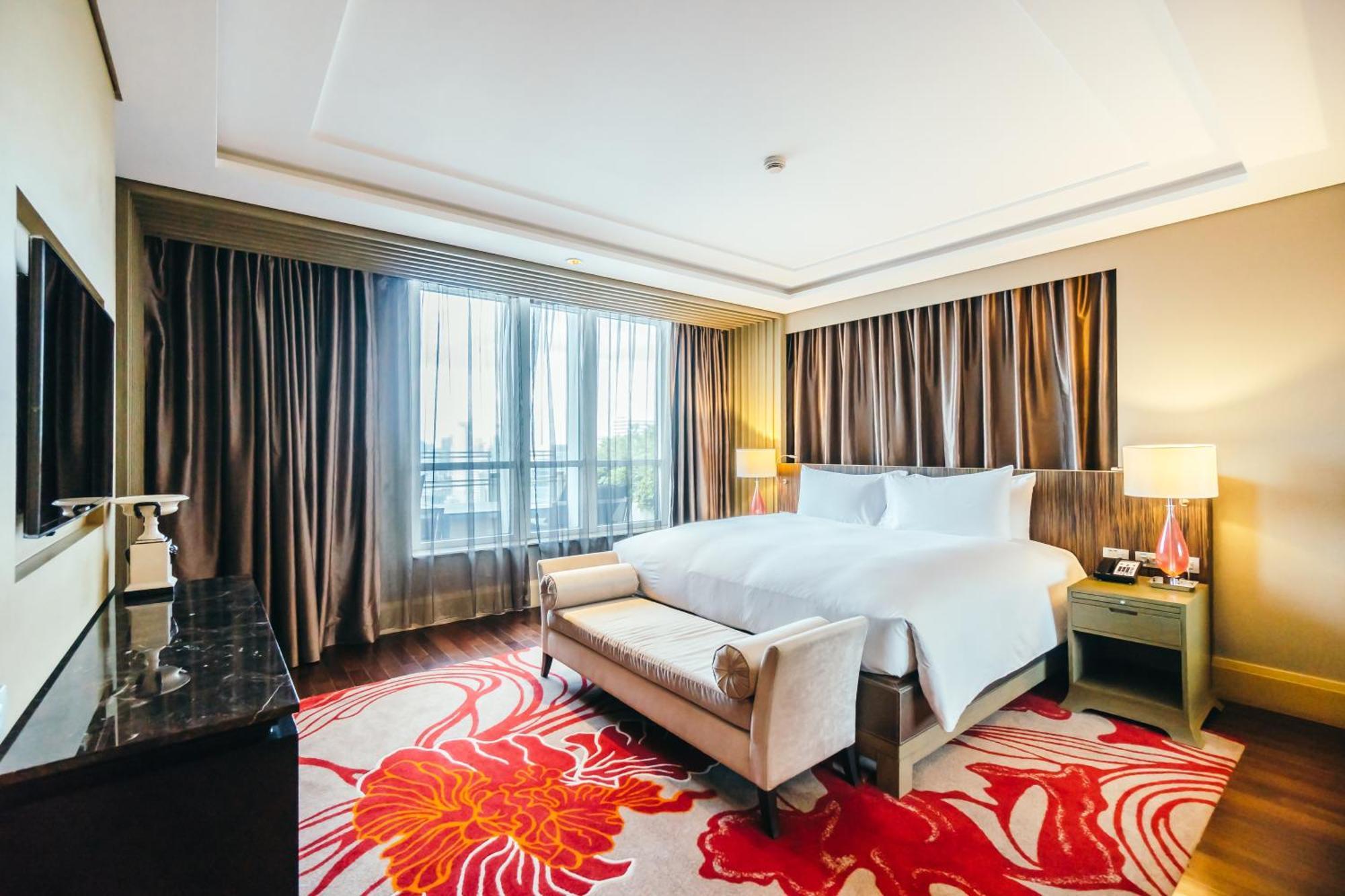 Hotel Sky Wood At Airport Нью-Дели Экстерьер фото